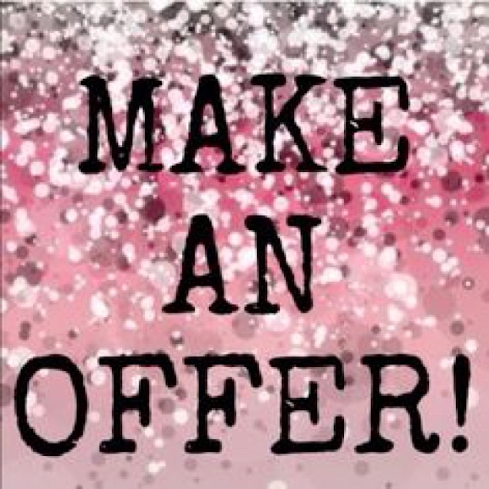 DELIGHTED to consider your offer! 🛍